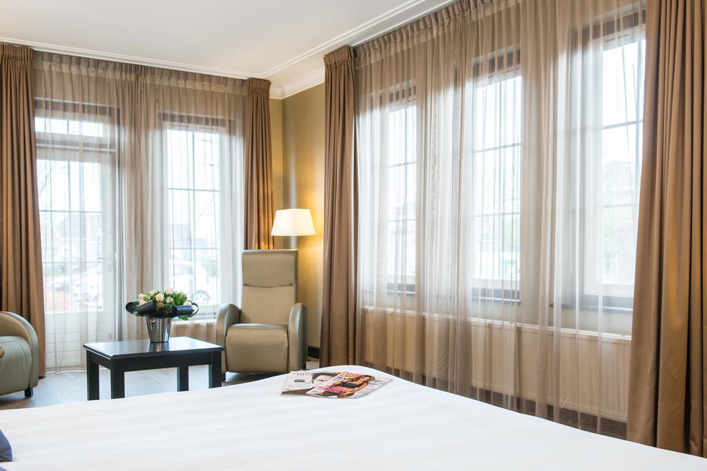 De Arendshoeve - Hotel & Restaurant Bergambacht 외부 사진