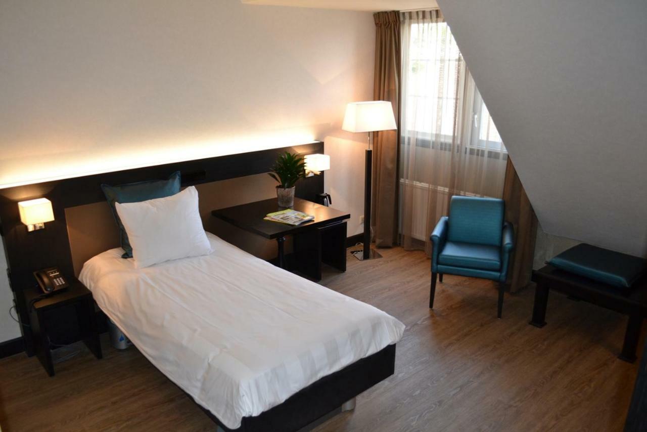 De Arendshoeve - Hotel & Restaurant Bergambacht 외부 사진