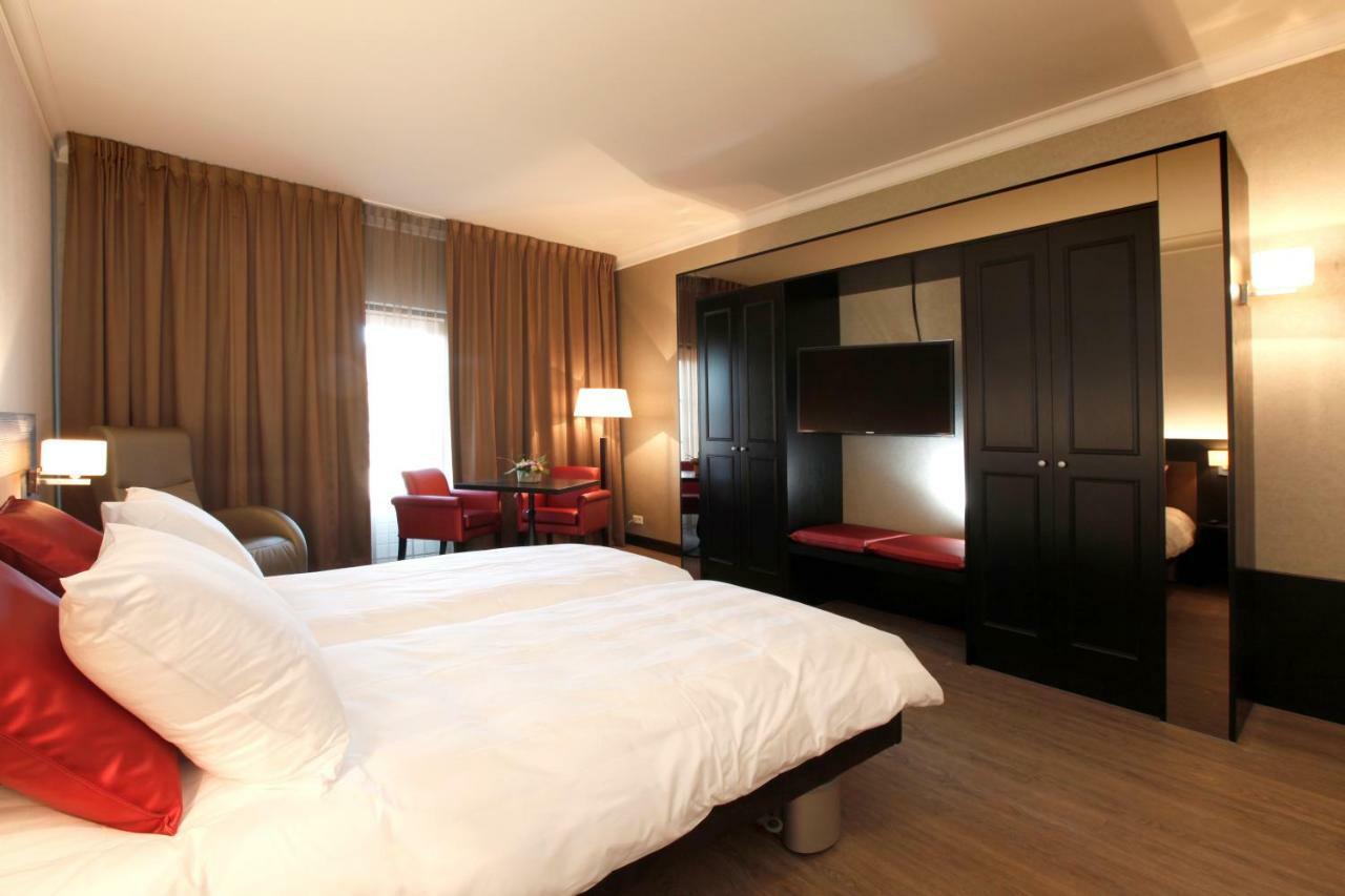 De Arendshoeve - Hotel & Restaurant Bergambacht 외부 사진